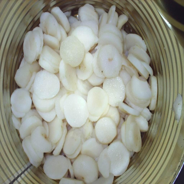 canned water chestnut 